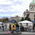 Kakva je situacija ispred Skupštine Srbije: Deo građana uz Dijanu Hrku, raspoređen manji broj pripadnika policija