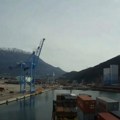 Uplovio u luku ko gospodin: U Bar stigao neočekivani posetilac, nema ko mu se nije obradovao (video)