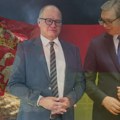 Vreme je da EU prekine toksične veze sa Vučićem. Neka počne od Nemačke