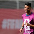 (Video) Ronaldo napravio haos! Izašao na terasu, navijači poludeli i potrčali ka hotelu