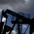 Energentima raste cena: nafta Brent iznad 99 dolara, gas oko 77 evra