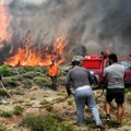 Grčka: Poboljšala se situacija sa požarima, ali i dalje moguće širenje
