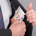 Oglasio se Sindikat zaposlenih u socijalnoj zaštiti povodom „enormnog trošenja novca“ preko konkursa Ministarstva za…