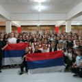 Milićević obišao Srbe u Kumanovu - podelio knjige đacima u Tabanovcima