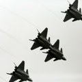 Kina podigla borbene avione - vojska u pripravnosti