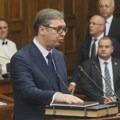 Kojom pravnom akrobacijom Vučić može do referenduma o svom razrešenju?