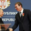 Putin, Makron i Bin Zajed čestitali Vučiću Dan državnosti