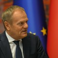 Tusk: Paradoks je da 500 miliona Evropljana moli 300 miliona Amerikanaca da ih brane