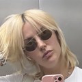 Objavila selfi 15 dana nakon porođaja: Pevačica (38) dobila bliznakinje, pa pokazala kako sada izgleda: "Idem do prodavnice i…