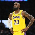 Lebron odbio da priča o sudijama - jedna rečenica "zapalila" mreže VIDEO