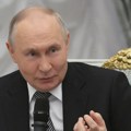 Putin optužio Ukrajinu za napad na studentski dom u Lugansku i naredio pripremu odmazde