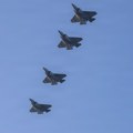 Osmoro poginulo u padu bombardera B-52 u Kaliforniji, među njimapripadnici vojske, državni službenici i saradnici vlade