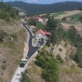 Asfaltira se krak puta u Aništu, najavljena i veća ulaganja u putnu infrastrukturu Ivanjice (VIDEO)