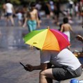 Stiglo hitno upozorenje RHMZ-a! Cela Srbija u narandžastoj zoni zbog opasne pojave, izbegavajte sunce.