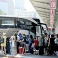 Jovanin apel treba da pročitaju svi Srbi koji putuju van granica zemlje: "Da vam kažem, autobus nije vaš, ima vas preko 80 i…