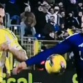 U Italiji ništa novo: Juve pobeđuje, sudije u centru pažnje, Fabregas besni! (video)