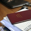 Poslanici opozicije traže ocenu ustavnosti uredbe o normativima rada na univerzitetu