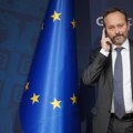"Danas treba biti u Ukrajini, ne u Moskvi" Žiofre o Vučićevom putu u Rusiju na Dan pobede, blokadi RTS i otvaranju klastera…