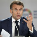 Makron ponovo kritikovao Izrael; "Bocnuo" i Trampa