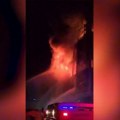 Više od 50 mrtvih u stravičnom požaru: Gori petospratnica u Iraku, veliki broj vatrogasaca na terenu (video)