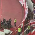 VIDEO Novi haos na Marakani: Ukrao zastavu Englezima, pa oboren na zemlju i uhapšen ispred tribine