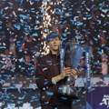 Siner pobedio Alkarasa i odbranio titulu na završnom ATP turniru