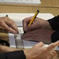 U Mionici na lokalnim izborima do 12 časova izlaznost 27,5 odsto