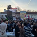 (Foto/Video) Studenti i građani protestuju u Nišu, stigli na centralni gradski trg