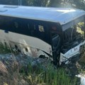 Saobraćajna nesreća u Virdžiniji: Autobus udario u šest vozila, poginulo pet osoba