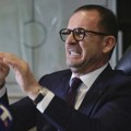 Mijatovićev bizaran kraj konferencije: Branio Vučića, "prozivao" navijače pa ih pozvao da osnuju plenum