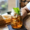 Popularno piće koje mnogi obožavaju leti moglo bi da poveća rizik od začepljenja arterija