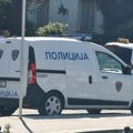 Komšijska svađa se krvavo završila: Zgrabio nož i počeo da ubada ljude, troje ranjeno