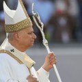 Više od 700.000 vernika na misi pape Lava XIV u Parizu: Evo šta je privuklo pažnju