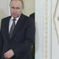 Putin se obraća u Sankt Peterburg stigli lideri mnogih zemalja