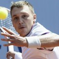 Međedović u polufinalu teniskog turnira u Astani