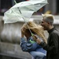 Srbija na udaru olujnog vetra Evo u kojim delovima zemlje stižu i padavine