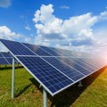 Dve beogradske škole dobijaju solarne panele: Do uštede energije preko mini elektrana