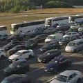 Haos na graničnim prelazima, po 6 traka paralisano: Formirane kilometarske kolone, vozila stoje u mestu: Evo gde su najveće…