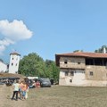 Ovako je bilo na tradicionalnom saboru u crkvi Sveta Petka u Rudaru kod Leskovca (FOTO)