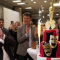 Premijerom predstave "Gospodin u čizmama od dima" u Madlenianumu obeležen rođendan Tihomira Stanića