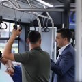 Pavlović pitao građanku na šta sada troši novac za kartu – odgovor izmamio osmeh u autobusu