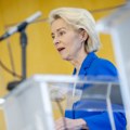 Ursula fon der Lajen: Slike sa sahrane Mladića šokantne