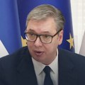 Vučić se obratio okupljenima u Pionirskom parku i najavio ostavku