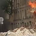 Snažna eksplozija u Parizu: Požar zahvatio više zgrada (video)