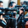 Sve češće pretnje i napadi na novinare: Za šest meseci formirana 42 predmeta, 11 rešeno