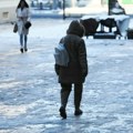 Снег почео да пада у Београду, РХМЗ објавио ново упозорење: Стиже ледена киша, ево и у којим деловима земље