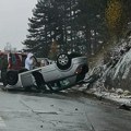 Još jedna nesreća na Zlatiboru: Automobil završio na krovu