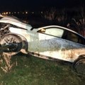 "Mercedes" završio u jarku: U nesreći kod Bijeljine povređene 2 osobe