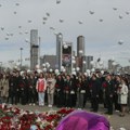 Održana ceremonija polaganja cveća Više od 130 delegacija prisustvovalo komemoraciji žrtvama u ''Krokusu'' (foto)