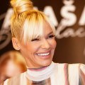 Nataša Bekvalac ima dve fakultetske diplome, radila je i na Univerzitetu, evo i kom